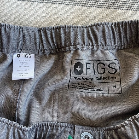 Figs Scrub Set Graphite Grey Men’s Size Medium - Picture 11 of 11